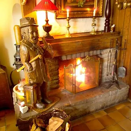 Zum Alten Brunnen Hotel